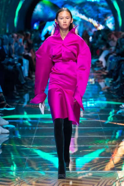 Look 29